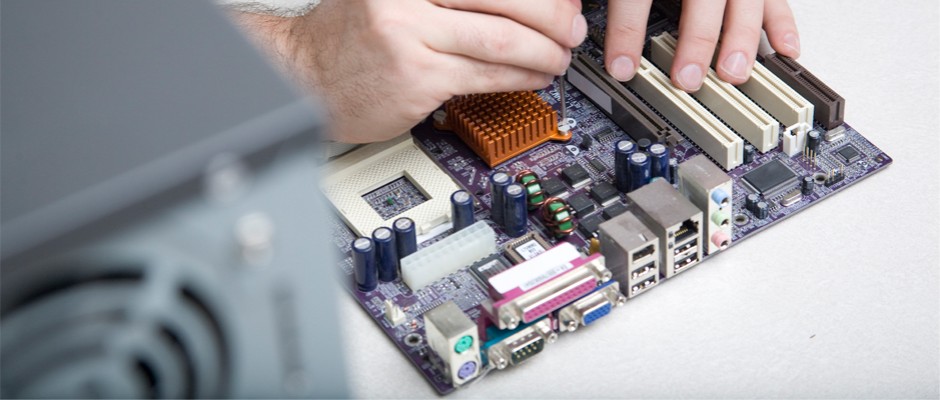 Image result for Computer Repair  Istock